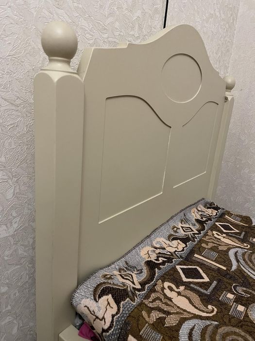 Кровать односпальная