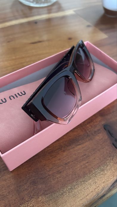 Oculos castalhos