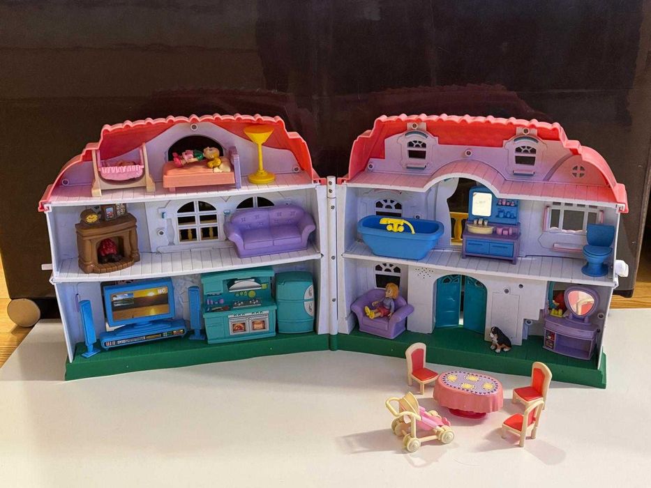 Domek dla lalek składany z dzwonkiem do drzwi