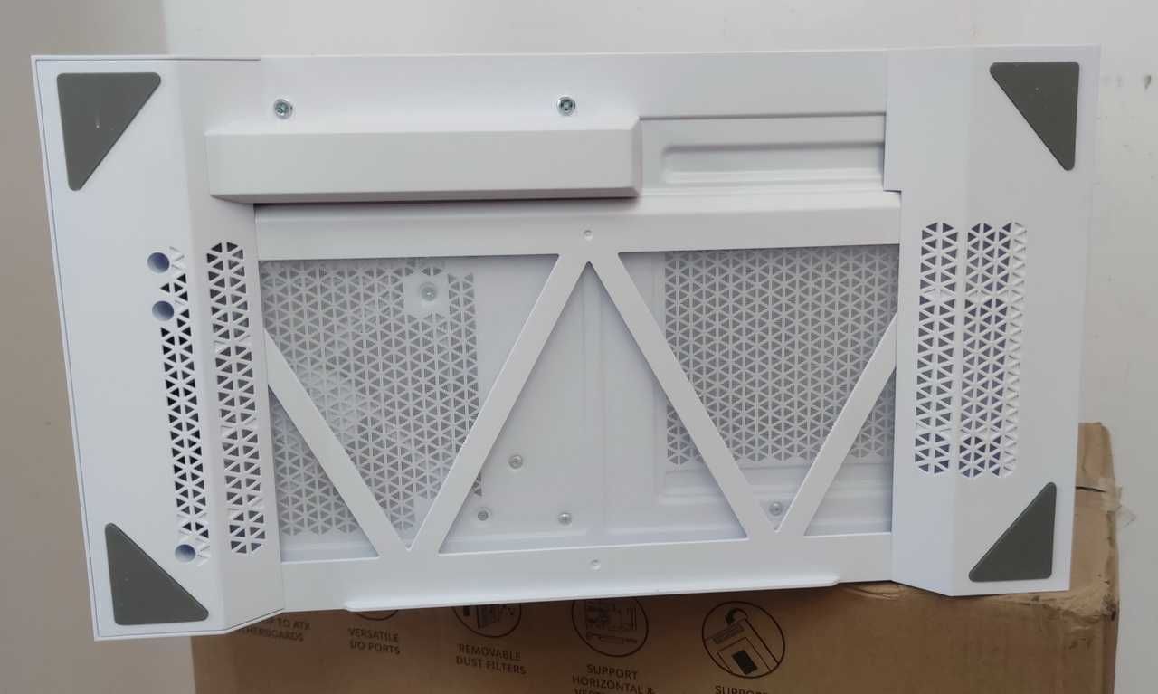 Obudowa komputerowa XPG Invader X BTF szkło pięć 120 mm wentylatorów