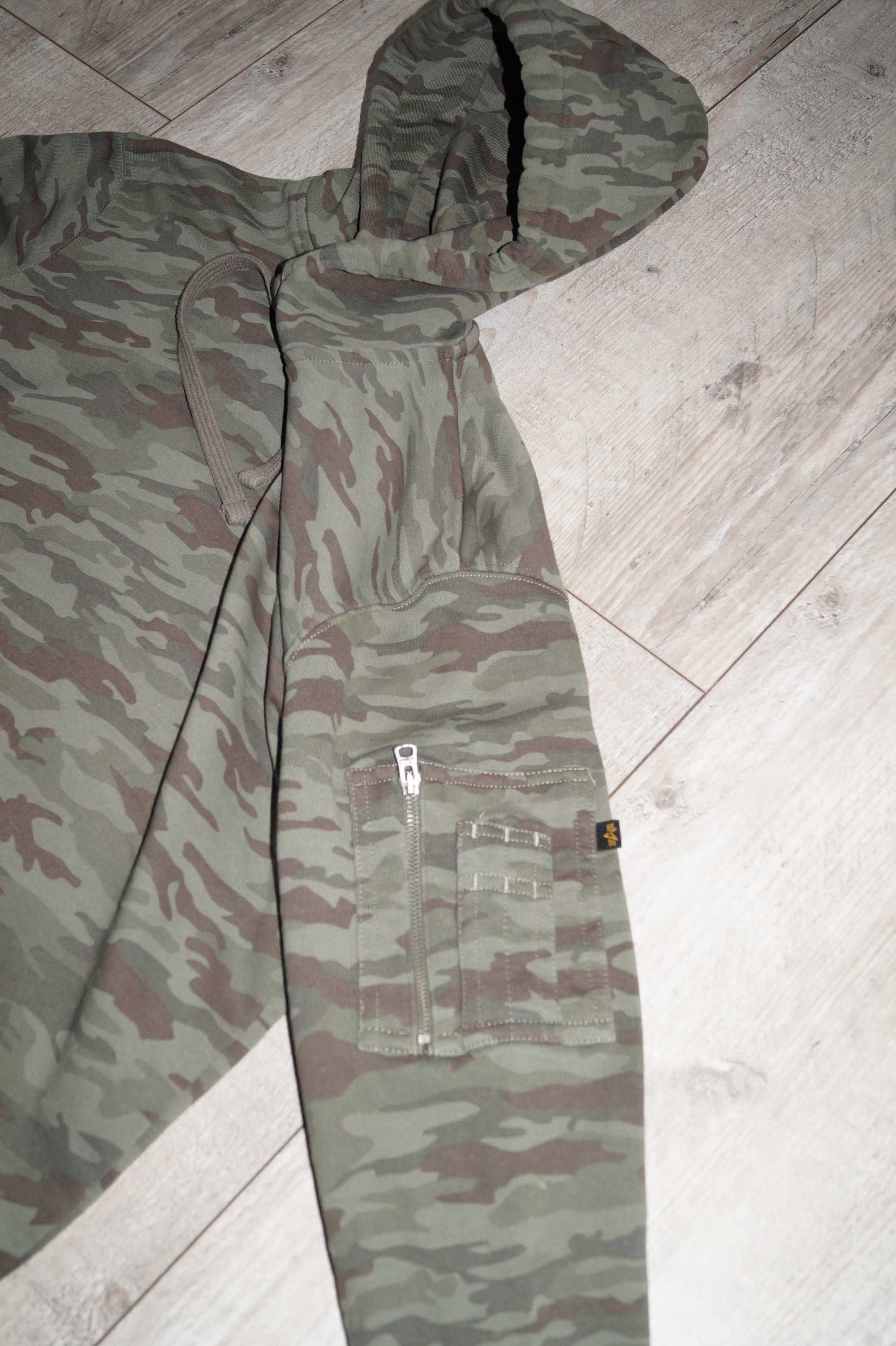 Męska bluza camo Alpha Industries r. M