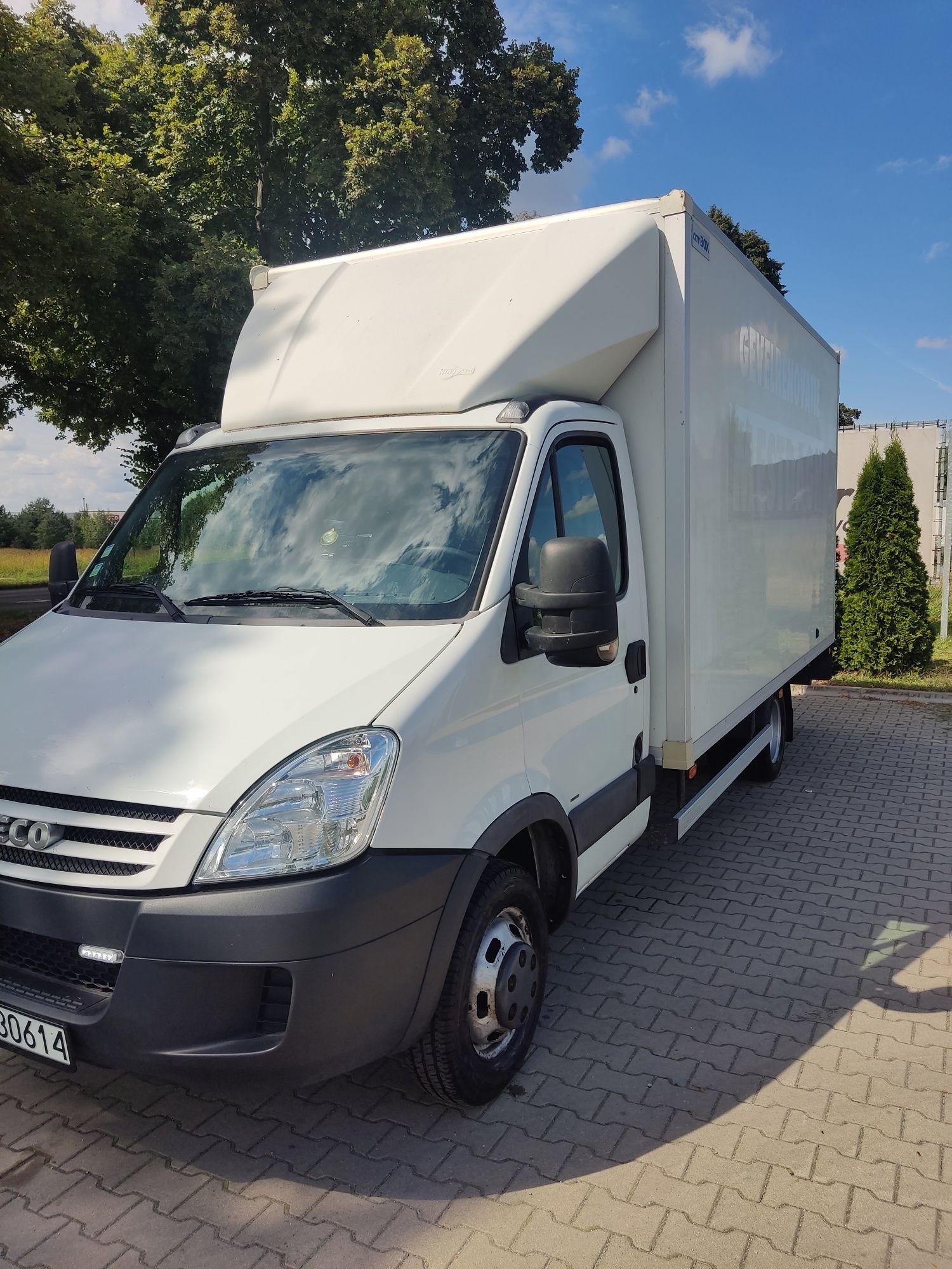 IVECO DAILY 40C  3,0 kontener