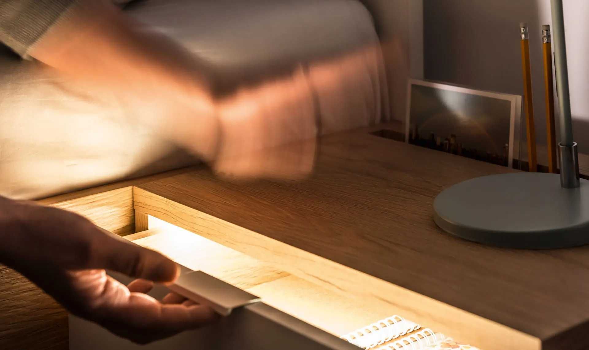 Szafka / stolik nocny VOX podświetlana z listwą funkcyjną