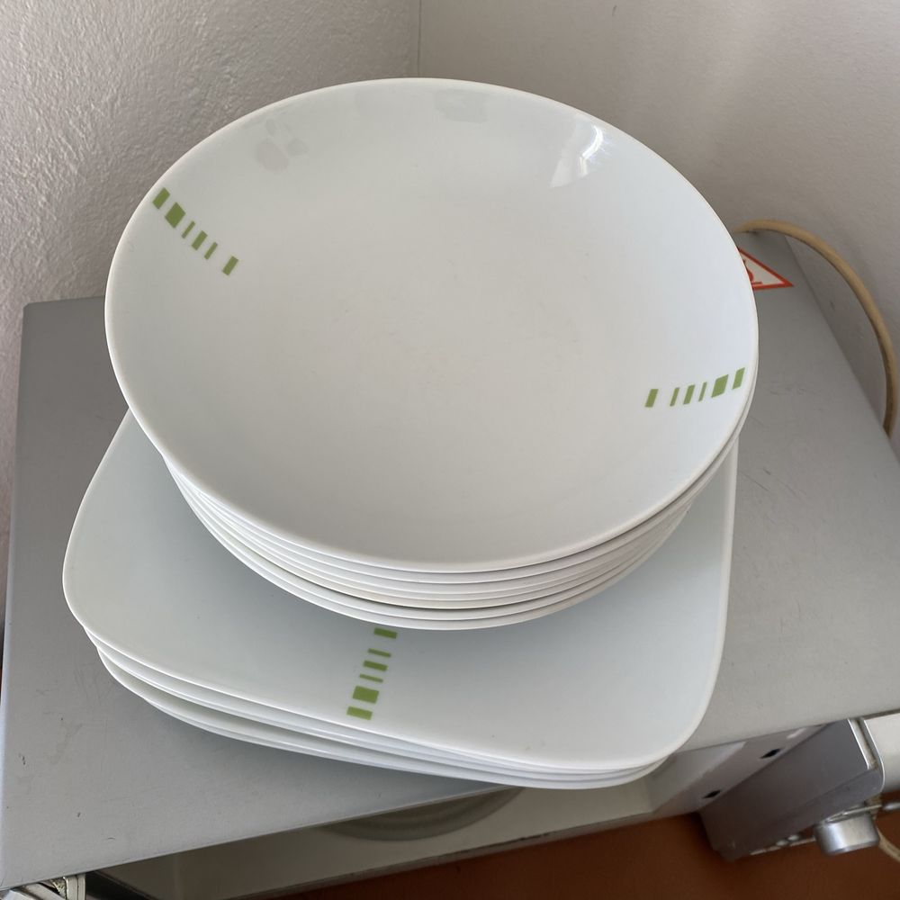 biały porcelanowy serwis płytkie i głębokie talerze waza Wawel Polska