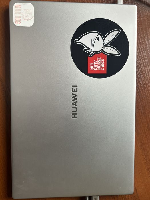 Huawei MateBook D15 2022