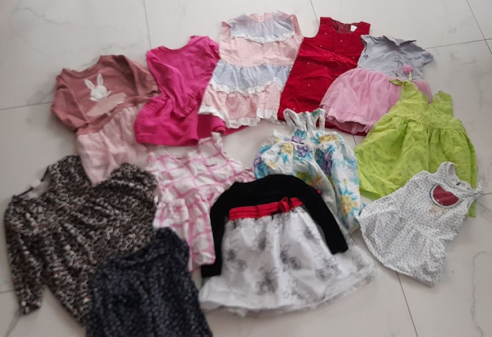 Zestaw ubrań ubranka dla dziewczynki rozm. 92 dla dziewczynki