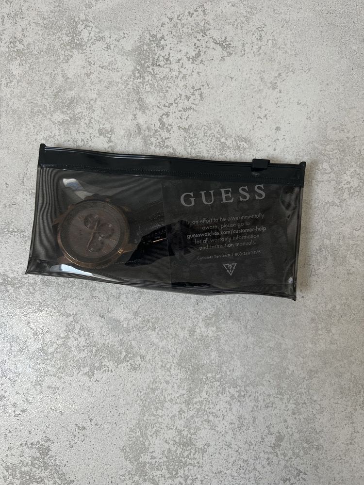 Чоловічий годинник  часи guess