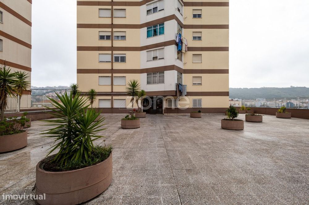 Apartamento T3 - complexo residencial fechado na Póvoa de Santo Adr...