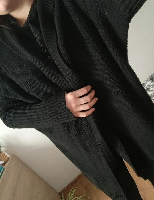 Swetr damski narzutka