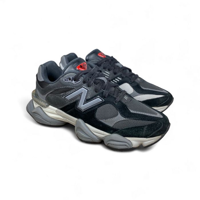 Buty damskie New Balance 9060 r. 40 - chunky sneakersy zamszowe