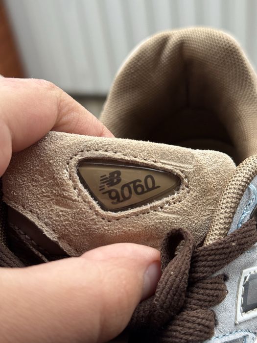 Кросівки New Balance 9060 розмір 42