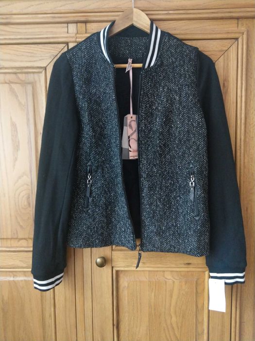 Nowa Elegancka Wełniana Paris Sweewe Piekna kurtka M/L żakiet jodełka