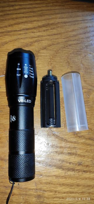 Продам компактний потужний фанарик xp-l v6
