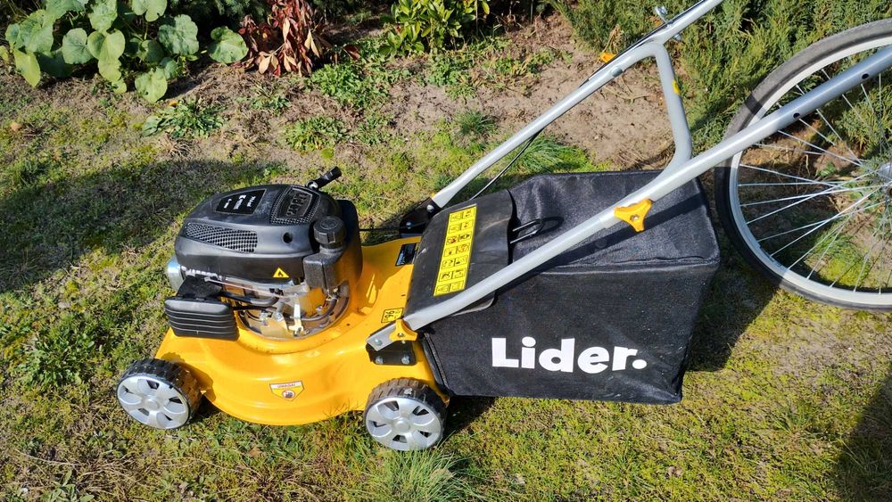 Kosiarka spalinowa lider