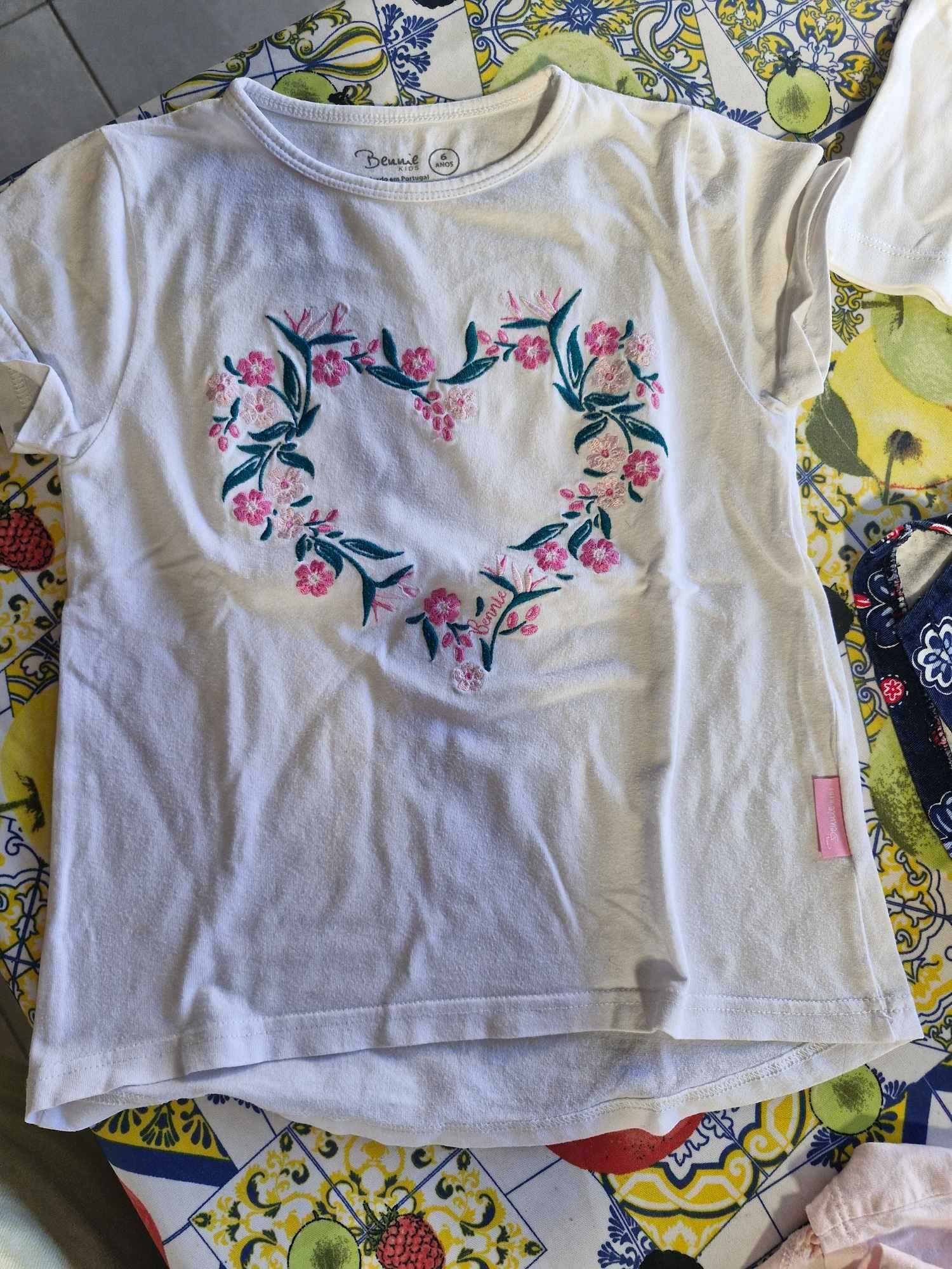 roupa criança entre 5 e 6 anos