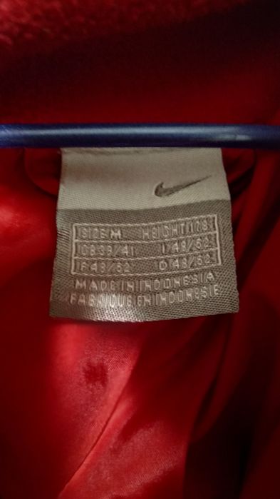 Жилет Nike ( оригинал) р.S-M