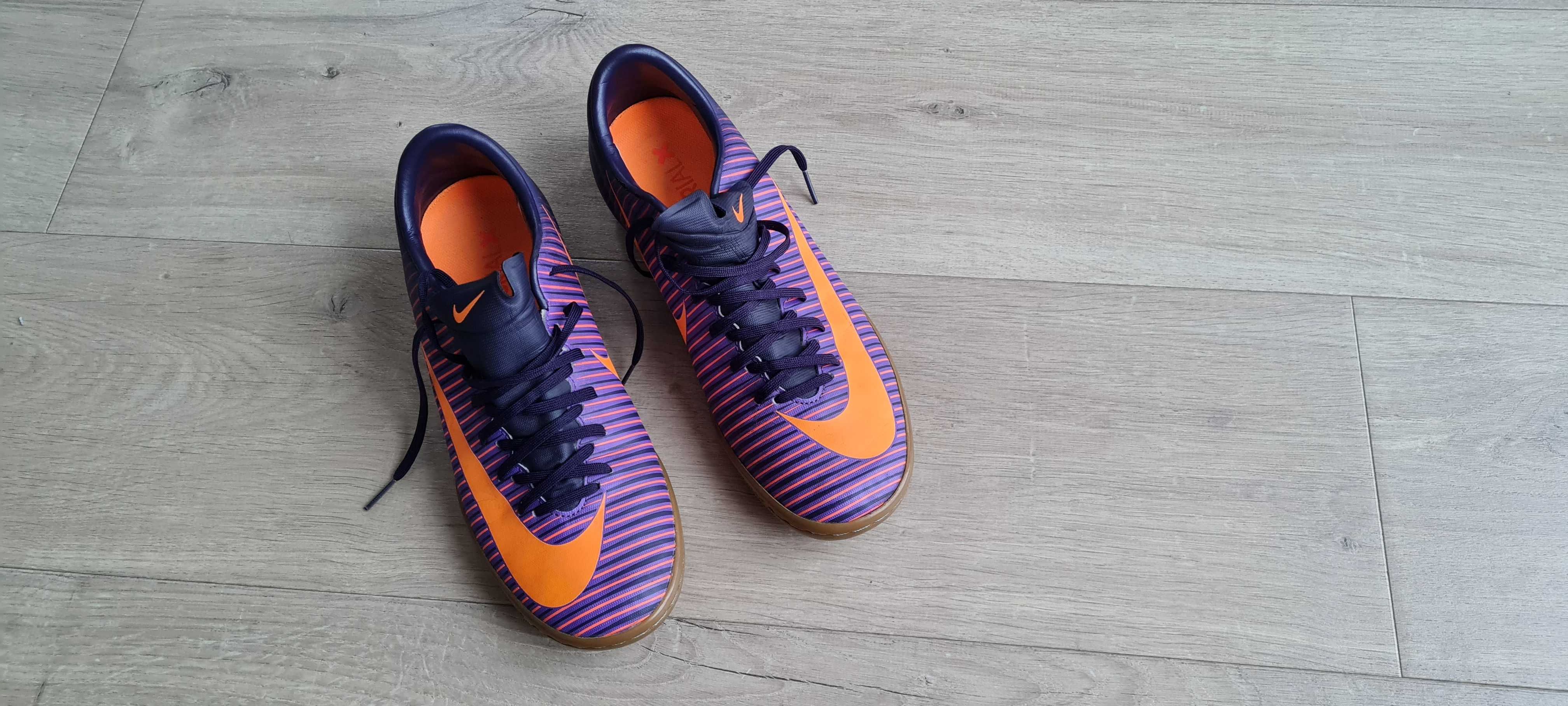 Buty Nike Mercurial roz. 41 halówki