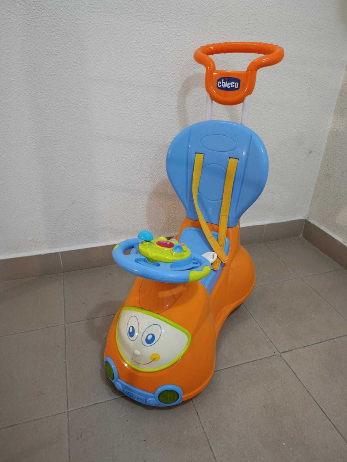 Carrinho de brincar para bebé