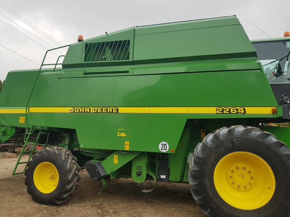 John deere 2264 z Niemiec nie 2266 heder 5.5m 2256