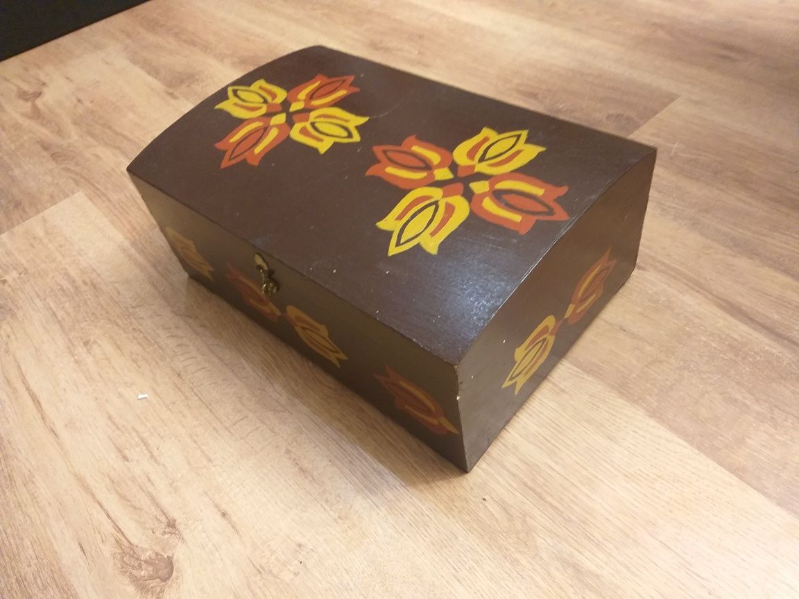 Duże ozdobne pudełko drwno sklejka malowane zdobione zawiasy skobel