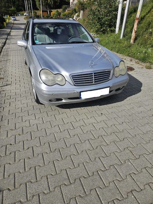 Mercedes Benz C180 Kompressor 1.8 143KM benzyna Klima 1 właściciel