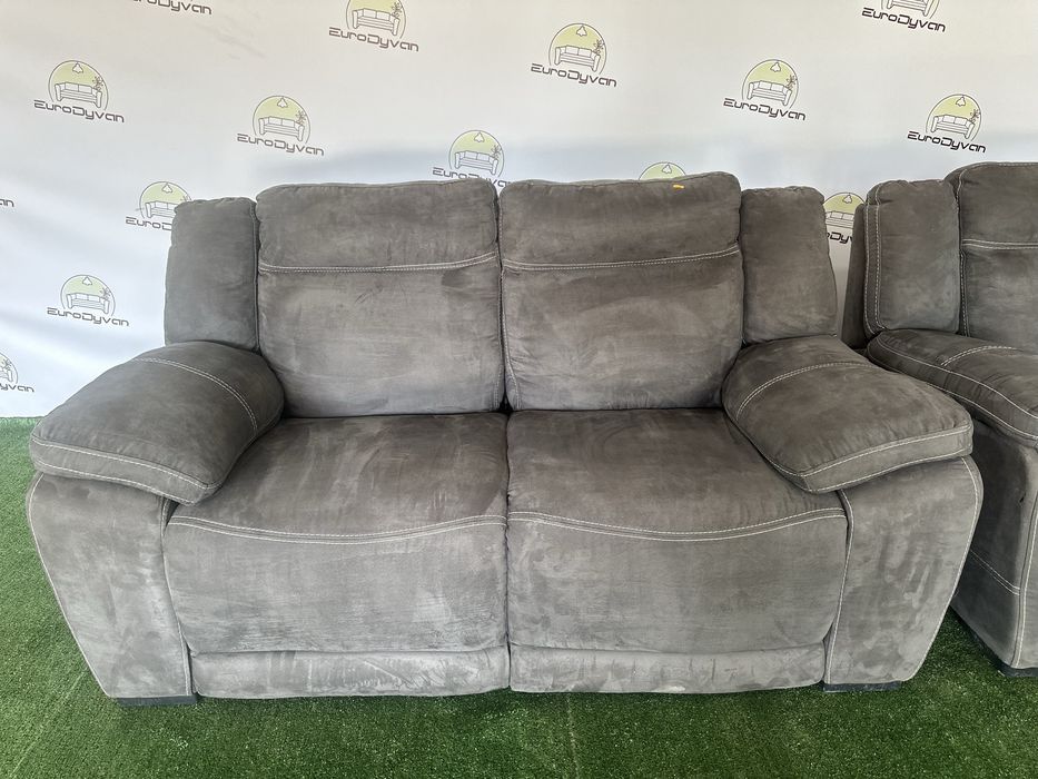 Комплект велюрових тканинних диванів з електрореклайнером з Німеччини