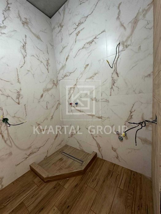 БЕЗ КОМІСІЇ! 2 кімнатна ВЕЛИКА квартира. ЦЕНТРАЛЬНИЙ парк. Сертифікат