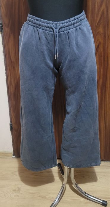 Spodnie dresowe szerokie