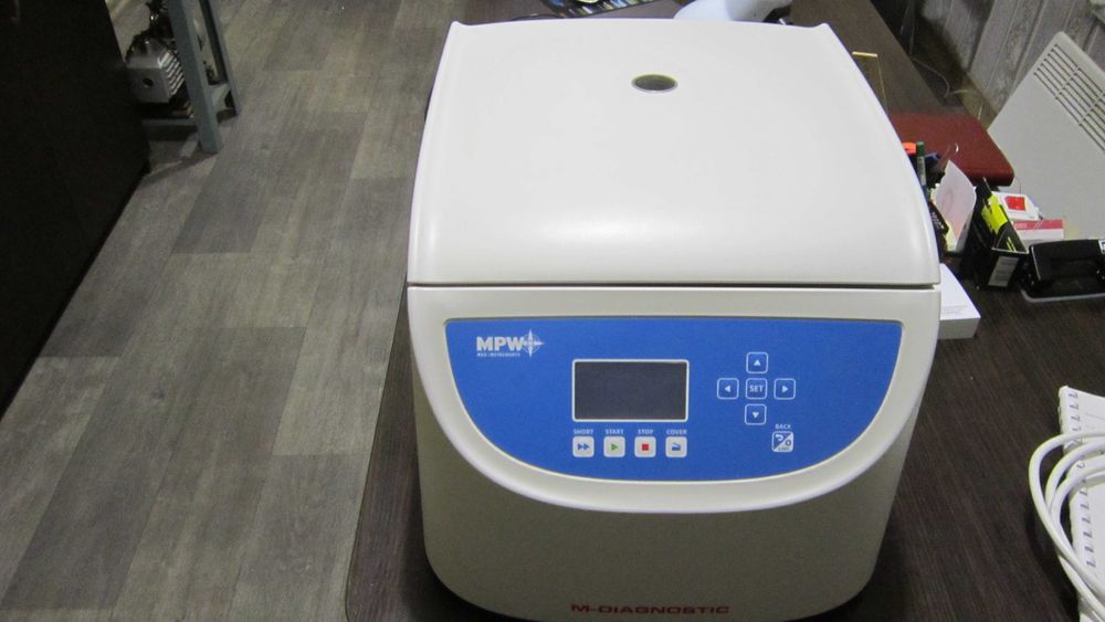 Центрифуга лабораторная MPW M-Diagnostic (б.у.)