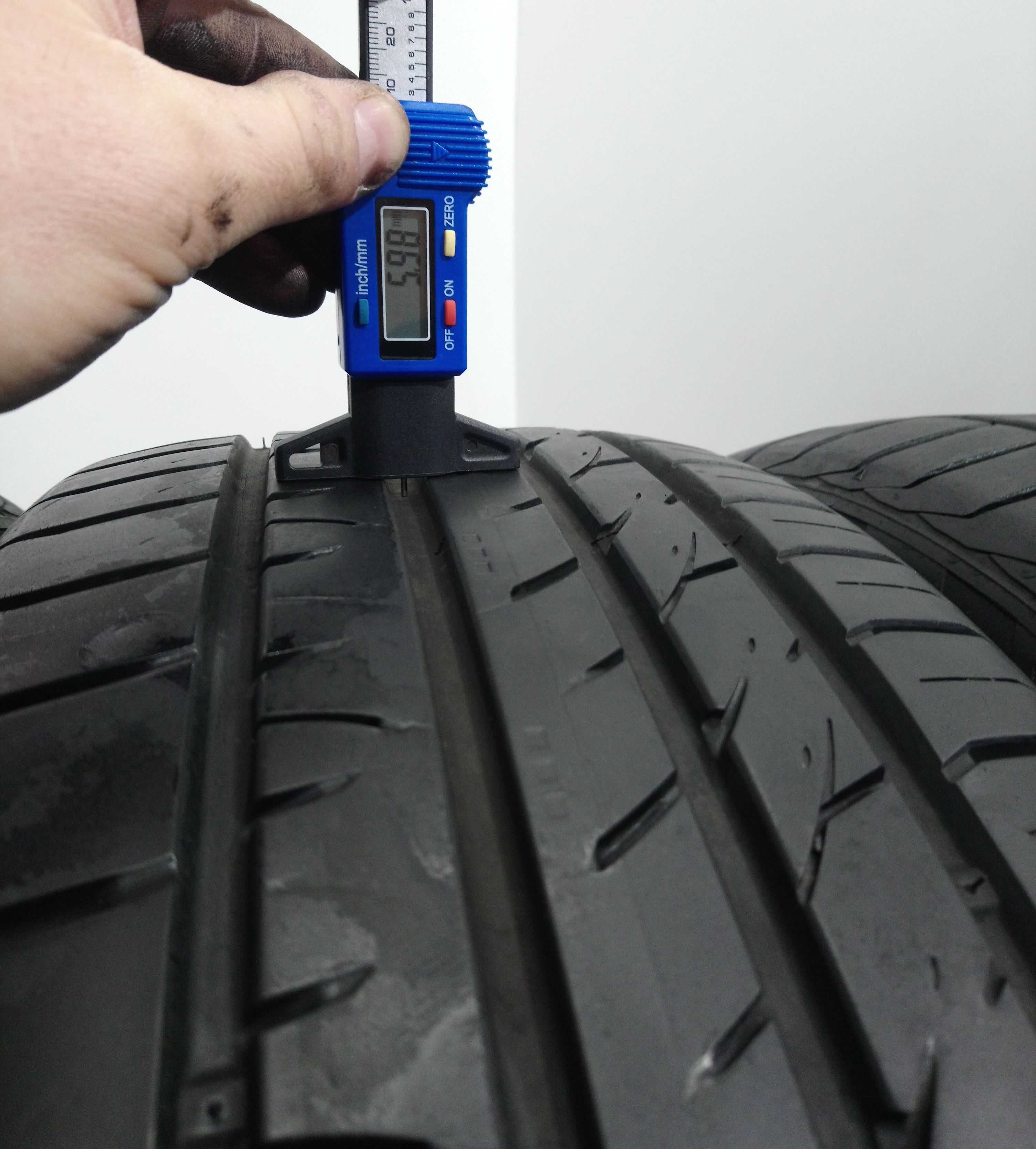 235/55R19 Kumho Crugen HP91 101V