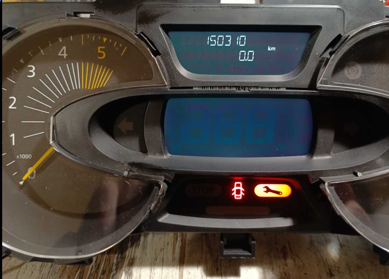 Щиток панель приборов для Рено Трафик Renault Trafic 2014-2019