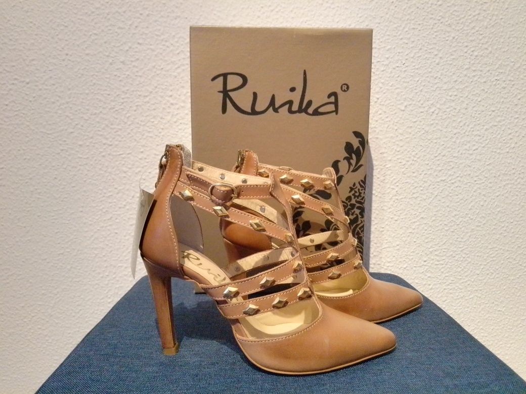 Sapatos Senhora Ruika