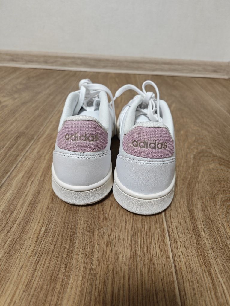 Жіночі Adidas Grand Court