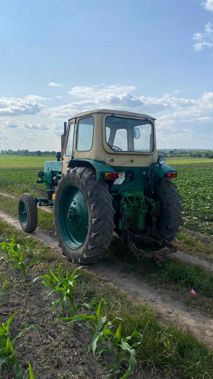 Продам трактор ЮМЗ-6