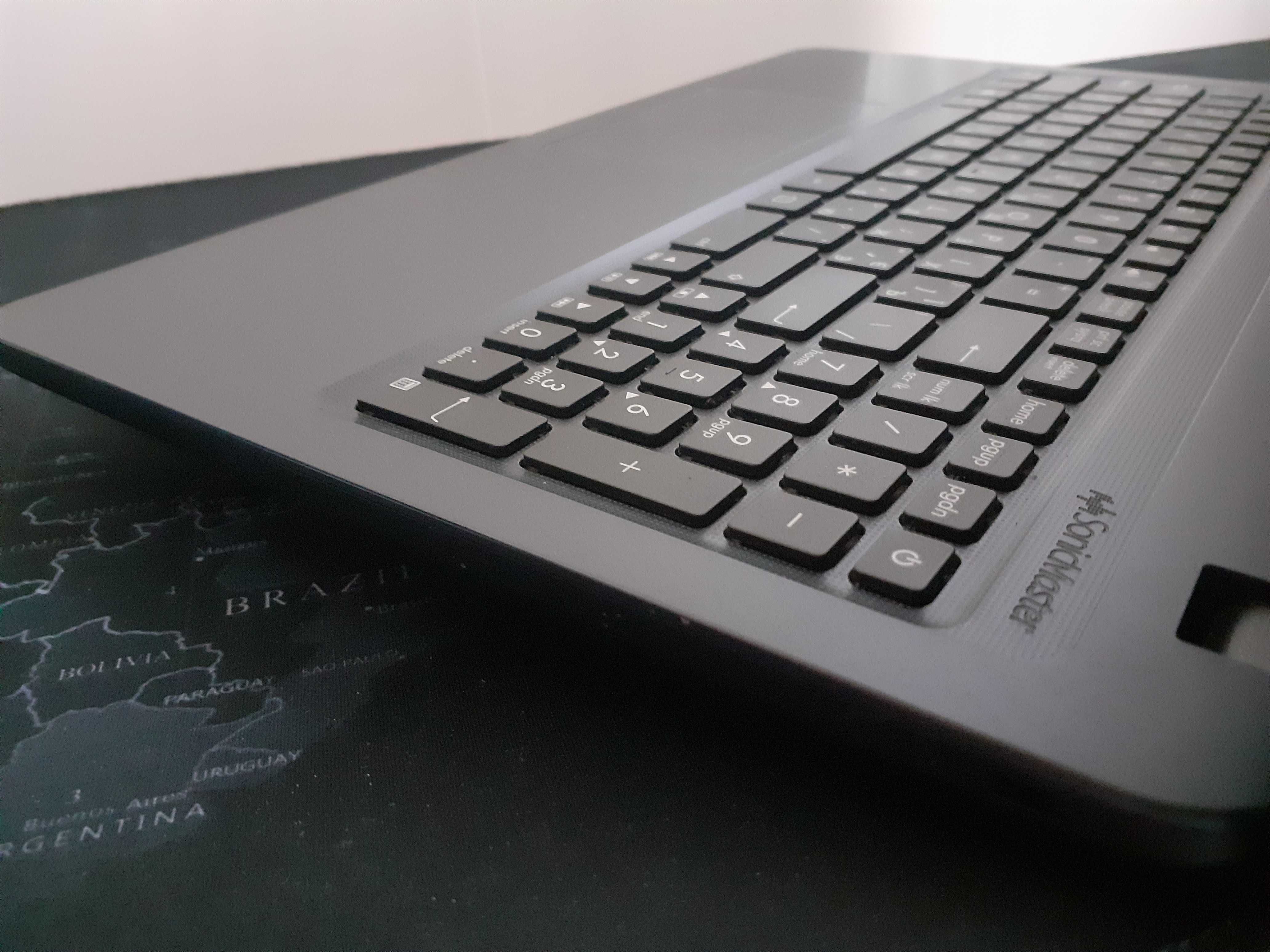 ноутбук Asus X543U