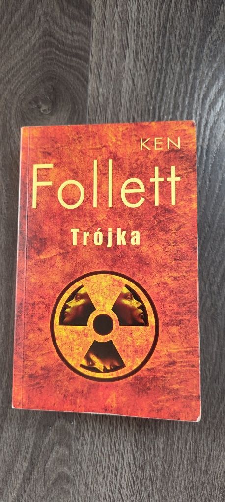 Ken Follett Trójka