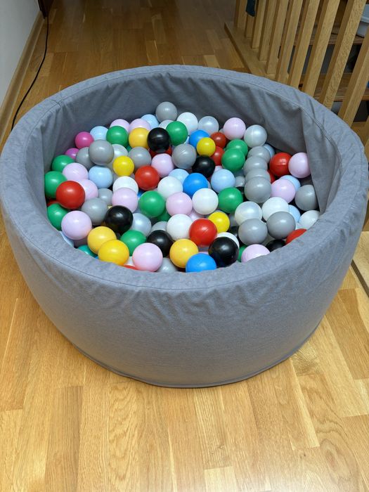 Kojec łóżeczko turystyczne gruby materac plus GRATIS basen z kulkami