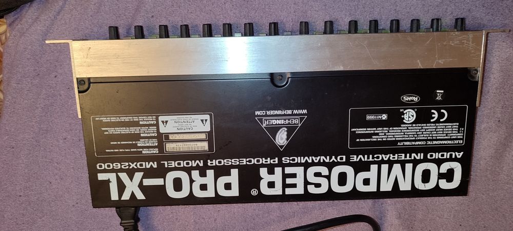 Compresor PRO-XL MDX 2600 
Composer PRO-XL MDX 2600 дает полный коКомп