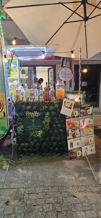 roulote de crepes e bebidas