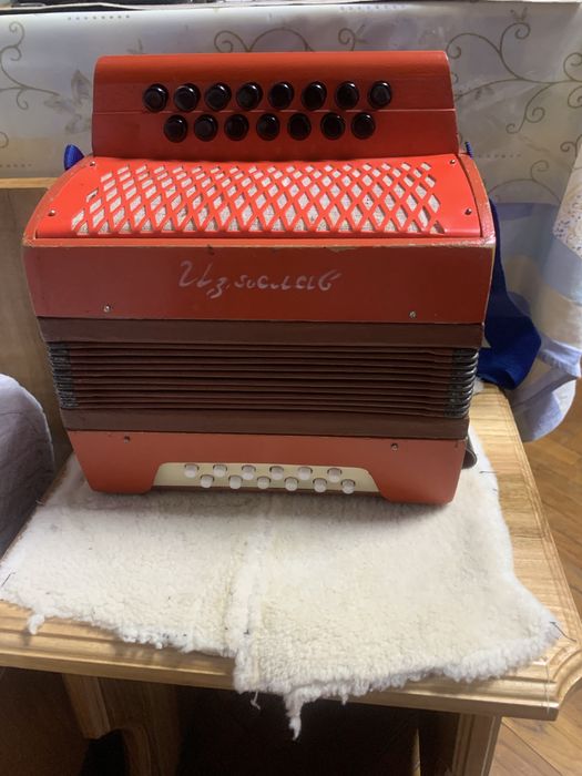 Продам інструмент.