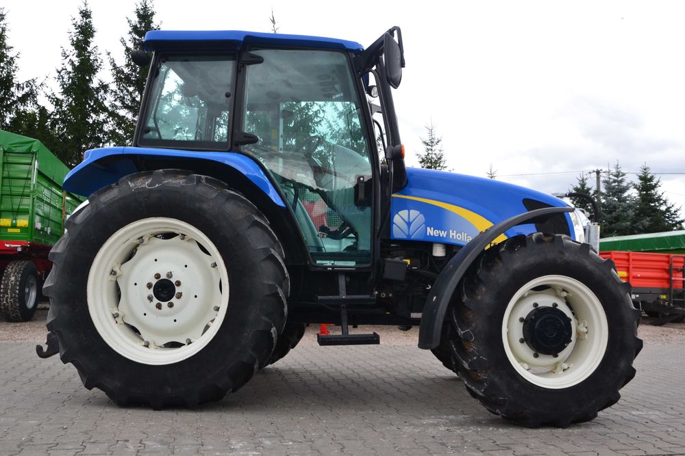 New Holland T5040 , 2013r , 1420Mth, jak nowy , oryginał