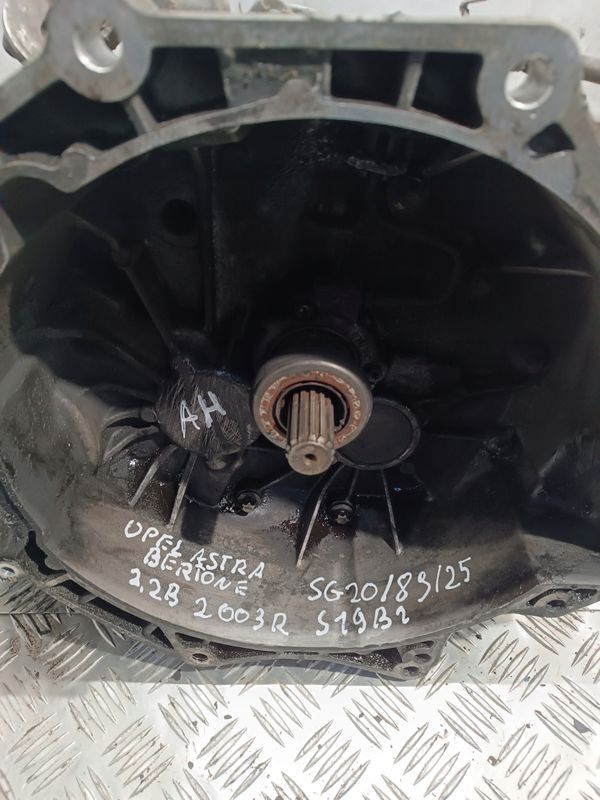Skrzynia Biegów Opel Astra Bertone 2.2b 2003r Ah G F23