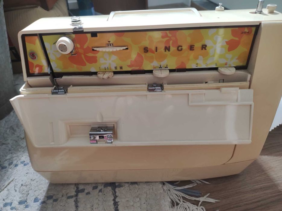 Máquina de costura SINGER STARLET eléctrica