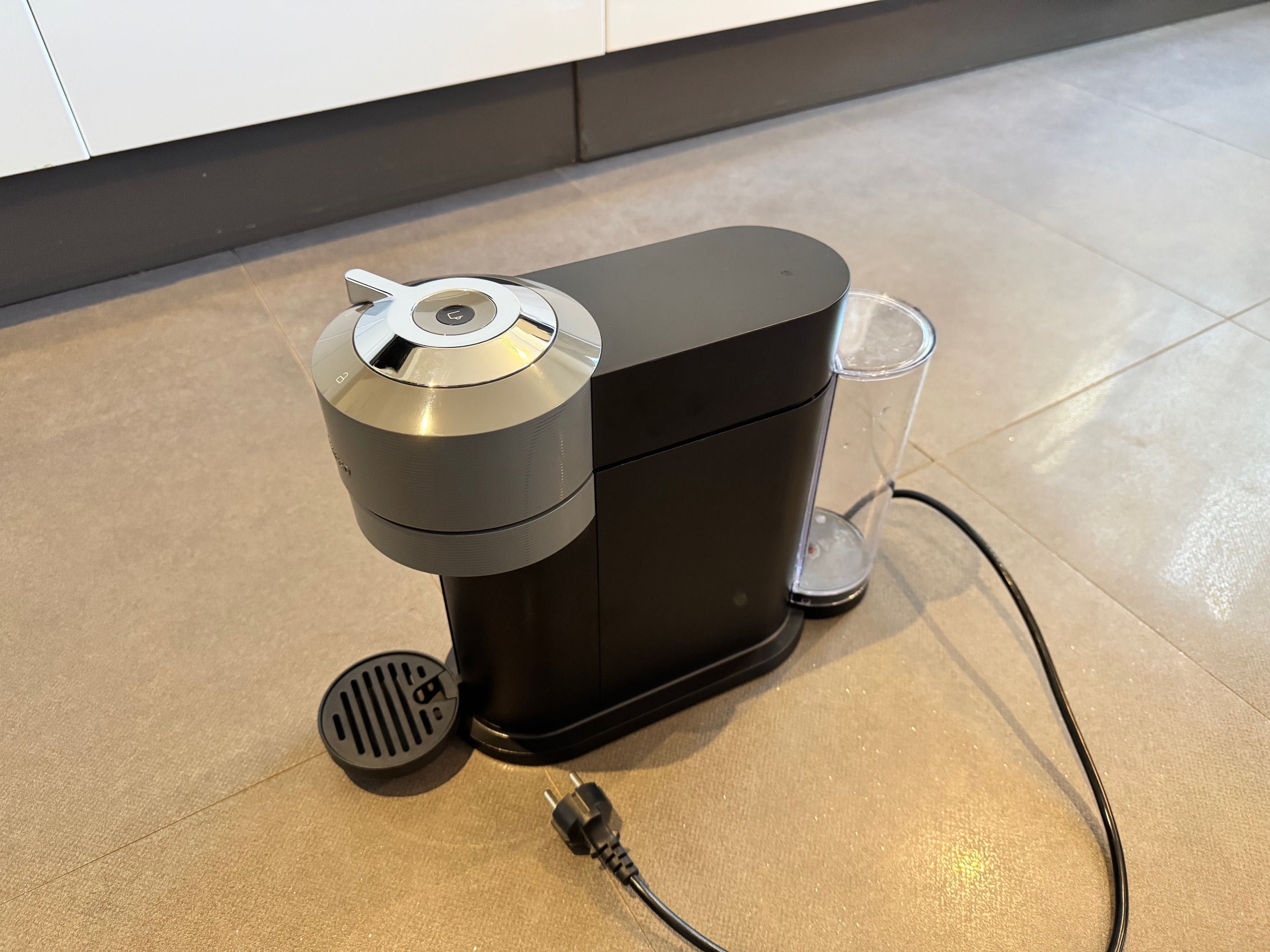 Ekspres kapsułkowy DeLonghi ENV120.GY
