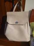 Mochila marca O Bag cor beje