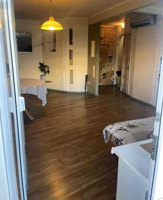 Здам 2к квартиру на вул. Макарова 1а