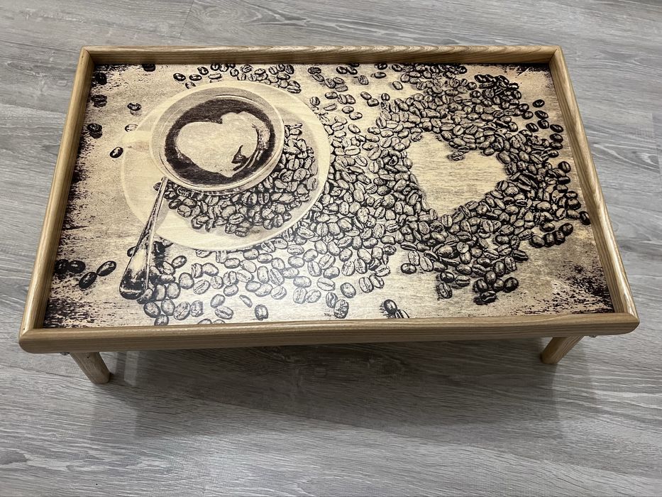 Підноси на ніжках для чаювання зручні в ліжку для перегляду телепере-ч