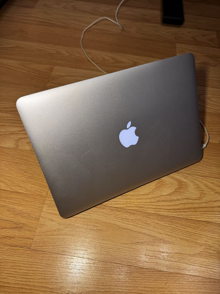 Apple Macbook Air 2017 13,3 sprawny laptop iphone ipad super stan