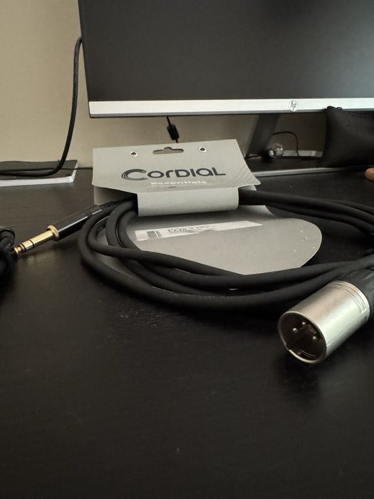 Cabo audio p/ monitor estudio - novo