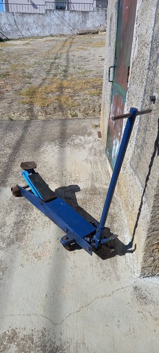 Macaco idralico para carros